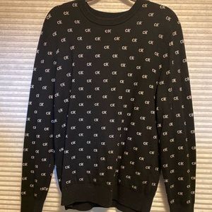 Men’s medium Calvin Klein fine knit wool sweater.